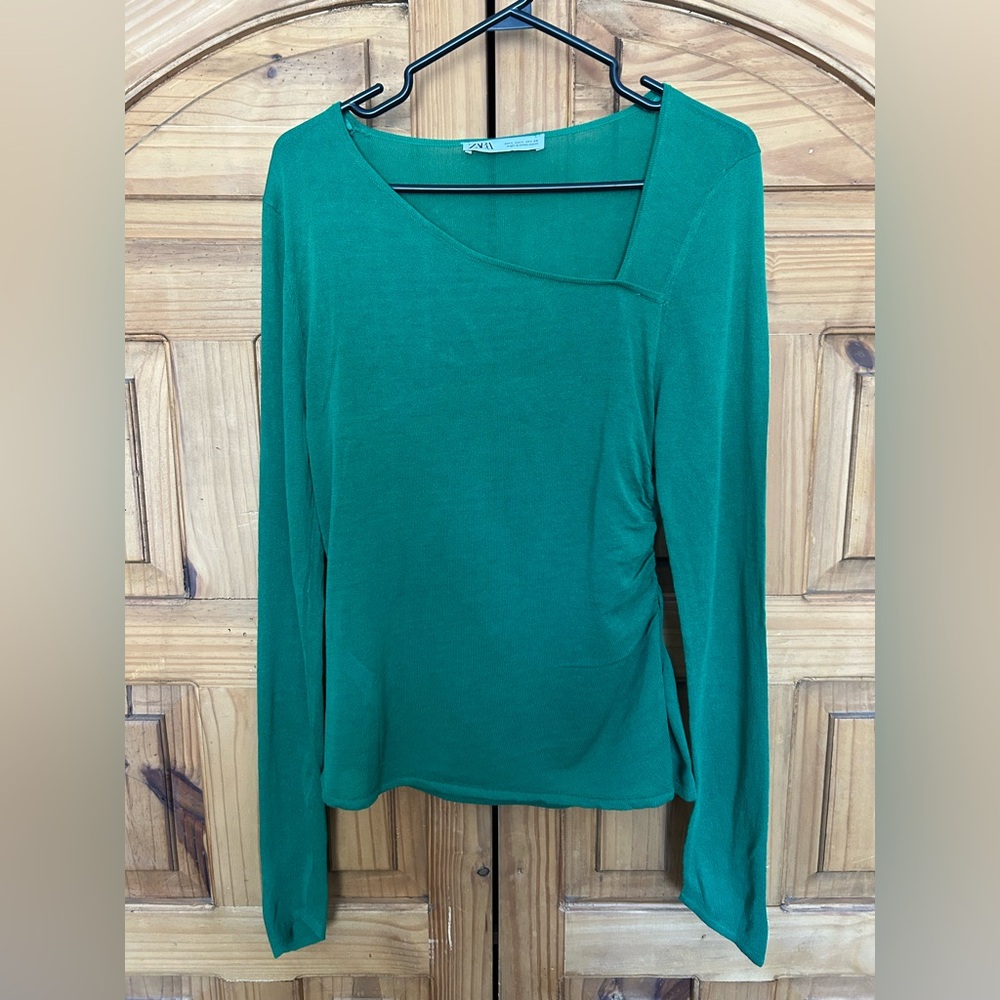 NWOT ZARA Long Sleeve Asymmetric Fine Knit Top